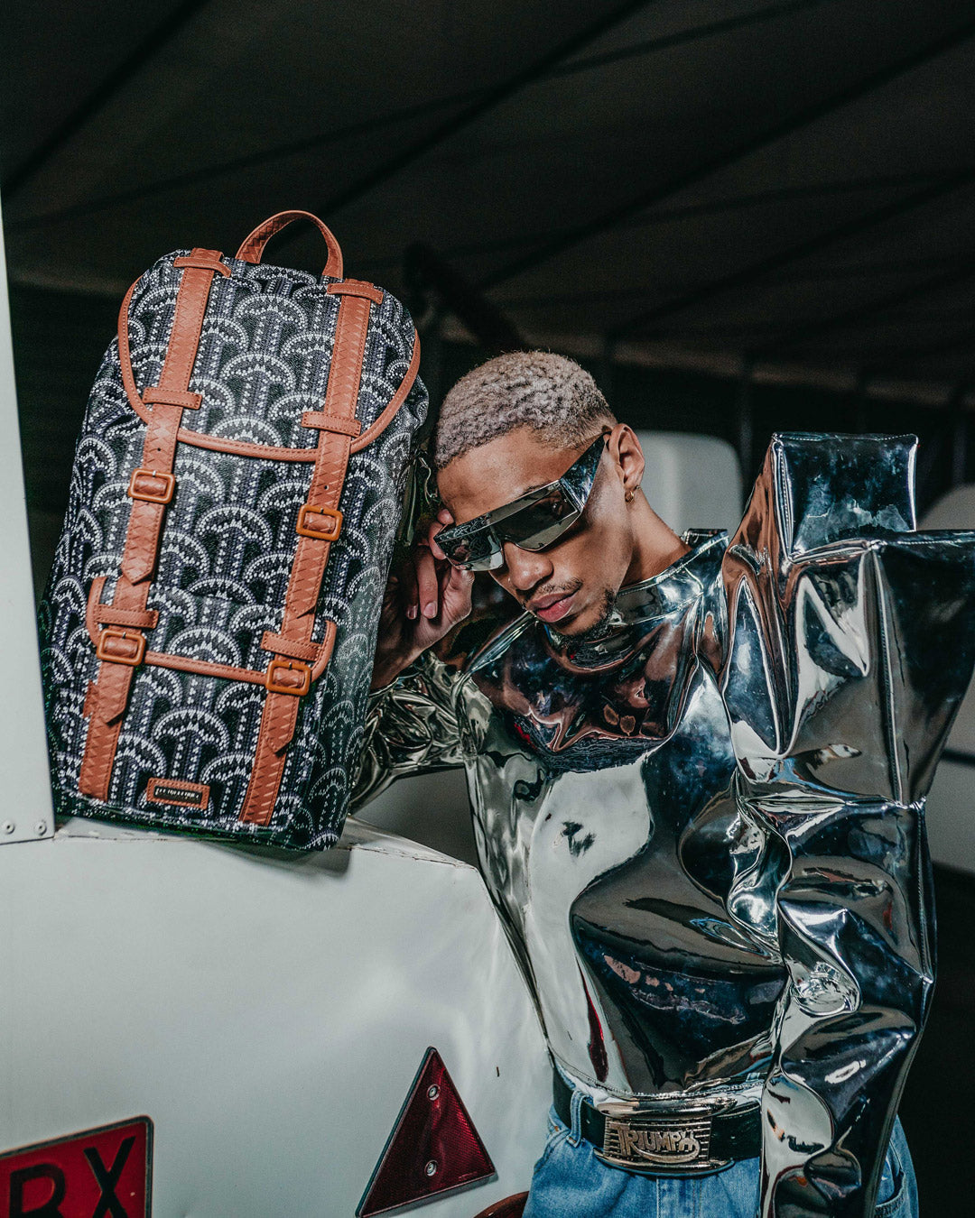 ILLUCHAINS HILLS BACKPACK