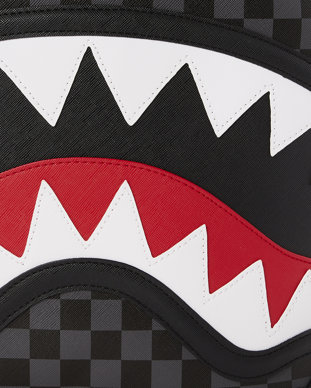 HENNY AIIR TO THE THRONE BACKPACK (DLXV)